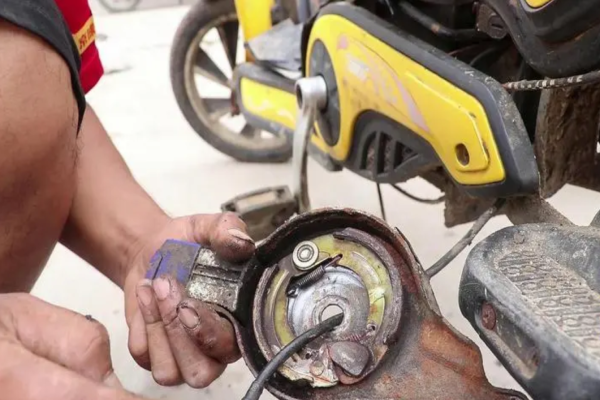 揭阳市电动车刹车故障